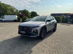 Shimmering silver Neu 2025 Hyundai Tucson SUV | 38.990 € (Etwas zu teuer)