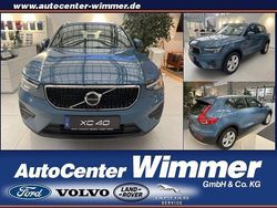 Blau Gebraucht 2023 Volvo XC40 Core SUV | 37.440 € (Etwas zu teuer)