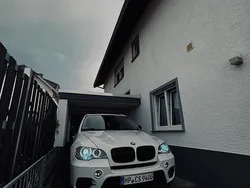 Weiß Gebraucht 2011 BMW X5 Comfort Edition SUV | 13.000 € (Fairer Preis)