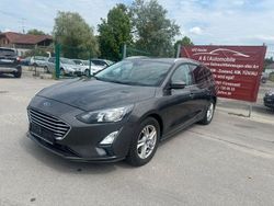 Grau Gebraucht 2020 Ford Focus Cool & Connect Limousine | 11.990 € (Etwas zu teuer)