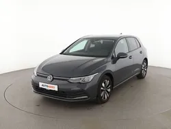 Grau Gebraucht 2023 VW Golf VIII Move Limousine | 28.420 € (Teuer)