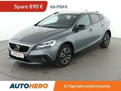 Grau Gebraucht 2018 Volvo V40 CC Plus Kombi | 15.500 € (Fairer Preis)