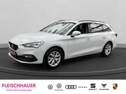 Weiss Gebraucht 2022 Seat Leon Style Kombi | 21.890 € (Fairer Preis)