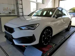 Weiß Gebraucht 2021 Cupra Leon VZ Limousine | 22.990 € (Fairer Preis)