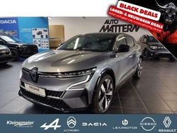 Schwarz Gebraucht 2024 Renault Mégane IV Limousine | 32.480 € (Etwas zu teuer)