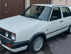 Weiß Gebraucht 1990 VW Golf II GTI Kleinwagen | 12.500 €