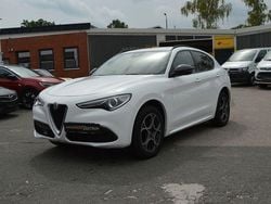 Weiß Gebraucht 2021 Alfa Romeo Stelvio SUV | 24.900 €