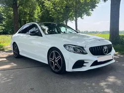 Weiß Gebraucht 2019 Mercedes C300 Limousine | 35.000 €