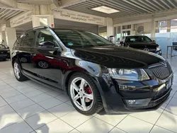 Schwarz Gebraucht 2016 Skoda Octavia Joy Kombi | 6.990 € (Guter Preis)