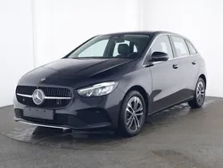 Schwarz Gebraucht 2023 Mercedes B250 Van / Kleinbus | 32.790 € (Fairer Preis)