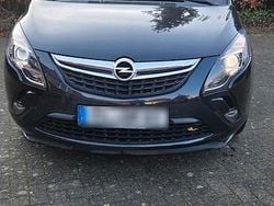 Schwarz Gebraucht 2015 Opel Zafira Van / Kleinbus | 5.199 € (Fairer Preis)