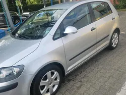 Silber Gebraucht 2005 VW Golf Plus Cross Van / Kleinbus | 5.500 € (Etwas zu teuer)
