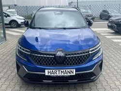 Dolomitgrau, black pearlschw Neu 2025 Renault Austral Iconic Esprit Alpine SUV | 42.799 € (Etwas zu teuer)