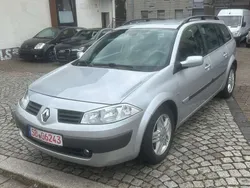 Platingrau Gebraucht 2005 Renault Mégane GrandTour Privilege Kombi | 3.490 € (Teuer)