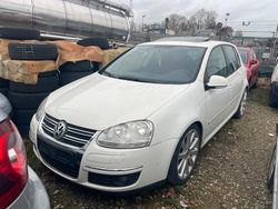 Weiß Gebraucht 2007 VW Golf V Limousine | 2.900 € (Guter Preis)