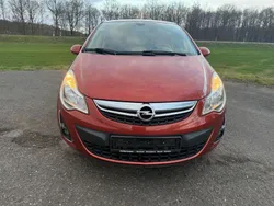 Rot Gebraucht 2013 Opel Corsa Active Kleinwagen | 2.990 € (Guter Preis)