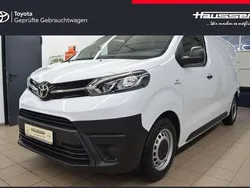 Ice white Gebraucht 2023 Toyota Proace Van | 29.840 € (Teuer)