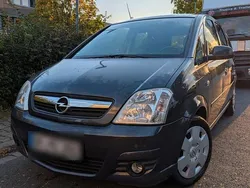 Grau Gebraucht 2008 Opel Meriva Van / Kleinbus | 1.950 € (Fairer Preis)