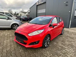 Rot Gebraucht 2017 Ford Fiesta ST-Line Kleinwagen | 9.799 € (Fairer Preis)
