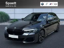 Sophistograu brillanteffekt Gebraucht 2021 BMW 520 M Sport Kombi | 29.800 € (Etwas zu teuer)