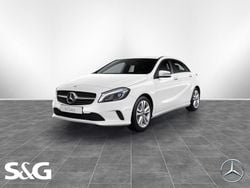 Zirrusweiss Gebraucht 2017 Mercedes A180 Urban Limousine | 15.577 € (Guter Preis)