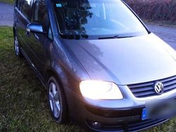 Grau Gebraucht 2005 VW Touran Van / Kleinbus | 2.000 € (Fairer Preis)