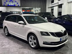 Weiß Gebraucht 2019 Skoda Octavia Style Kombi | 15.790 € (Guter Preis)