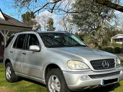Grau Gebraucht 2004 Mercedes ML270 SUV | 3.000 € (Guter Preis)