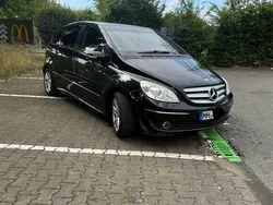 Schwarz Gebraucht 2007 Mercedes B200 Van / Kleinbus | 2.222 € (Fairer Preis)
