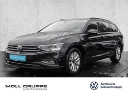 Deep black perleffekt (metallic) Gebraucht 2022 VW Passat Business Kombi | 19.850 € (Guter Preis)