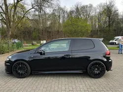 Schwarz Gebraucht 2012 VW Golf VI Edition Kleinwagen | 10.299 € (Teuer)