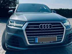 Grau Gebraucht 2016 Audi Q7 Sport SUV | 39.000 € (Etwas zu teuer)