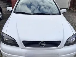 Weiß Gebraucht 1998 Opel Astra Kombi | 1.100 € (Fairer Preis)