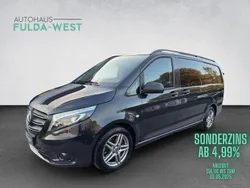 Grau Gebraucht 2020 Mercedes Vito Van / Kleinbus | 44.440 € (Teuer)