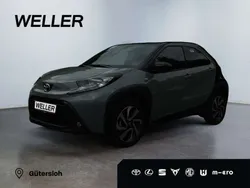 Gruen Neu 2025 Toyota Aygo Kleinwagen | 19.850 €