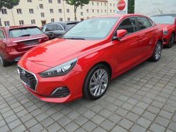 Rot Gebraucht 2020 Hyundai i30 N Line Limousine | 17.990 € (Etwas zu teuer)