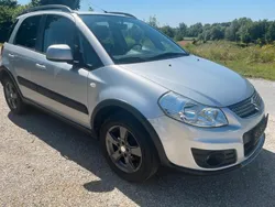Silber Gebraucht 2011 Suzuki SX4 Comfort SUV | 3.900 € (Superpreis)