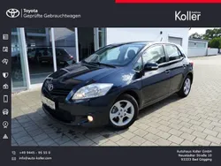 Blau Gebraucht 2012 Toyota Auris Life Limousine | 6.990 € (Etwas zu teuer)