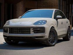 Grau Neu 2025 Porsche Cayenne SUV | 134.900 €