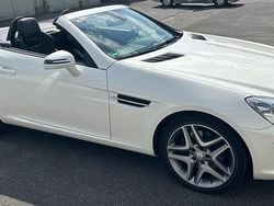 Weiß Gebraucht 2013 Mercedes SLK250 Edition 1 Cabrio | 21.750 € (Fairer Preis)