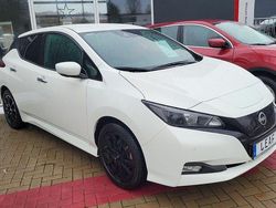 Weiß Gebraucht 2022 Nissan Leaf N-Connecta Kleinwagen | 14.985 € (Fairer Preis)