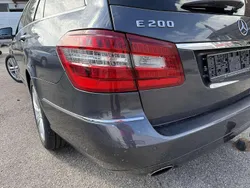 Tenoritgrau metalliclack Gebraucht 2010 Mercedes E200 Avantgarde Kombi | 11.200 € (Fairer Preis)