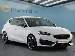 Weiß Gebraucht 2024 Cupra Leon Kleinwagen | 33.149 € (Guter Preis)