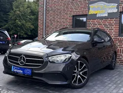 Schwarz Gebraucht 2021 Mercedes E220 Avantgarde Kombi | 30.860 € (Guter Preis)