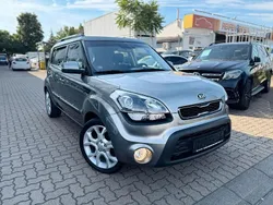 Grau Gebraucht 2013 Kia Soul Spirit SUV | 10.999 € (Teuer)