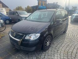 Schwarz Gebraucht 2008 VW Touran Conceptline Van / Kleinbus | 2.490 € (Superpreis)