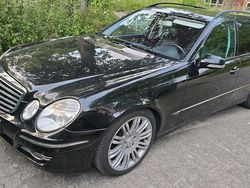 Schwarz Gebraucht 2008 Mercedes E320 Avantgarde Kombi | 5.800 € (Etwas zu teuer)
