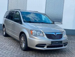 Grau Gebraucht 2014 Lancia Voyager S Van / Kleinbus | 8.900 € (Superpreis)