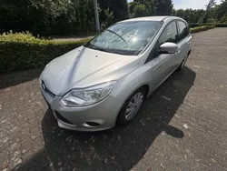 Silber Gebraucht 2012 Ford Focus Trend Limousine | 3.990 € (Fairer Preis)