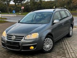Grau Gebraucht 2010 VW Golf VI Kombi | 1.999 € (Guter Preis)
